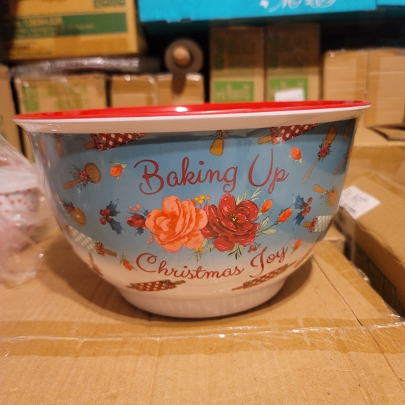 Pioneer Woman XL mixing bowl - Picture 3 of 6